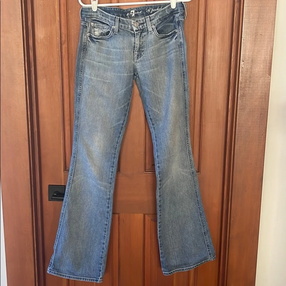 “A Pocket” 7 Jeans - Picture 2 of 4